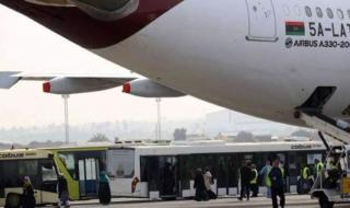 استئناف الرحلات الجوية بين مدينتين متنافستين في ليبيا