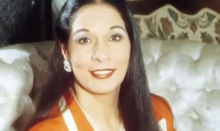 لن تصدق من هي : أسطورة الرقص الشرقي بعصبية وغضب.. مزقت وأحرقت كل بدلات الرقص.. والمفاجأة في السبب.. اتفرج رد فعل والدتها وزوجها؟