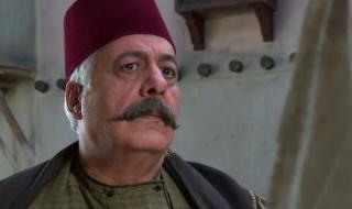 هل تبرر الحاجة المادية مشاركة الفنانين في الأعمال الرديئة؟