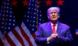 "حرب التبرعات".. ترامب ينظّم أمسية ضخمة لجمع الأموال