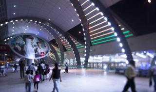 تأثر بعض رحلات طيران الإمارات وفلاي دبي بالتطورات ليلاً