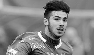 والد لاعب إيطالي توفي بالملعب يتهم إدارة ناديه بالتقصير