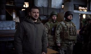 زيلينسكي: قصف روسي يدمر برجا للبث التلفزيوني في خاركيف