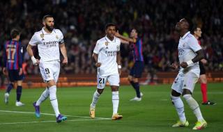 بنزيما يدعم مهاجم ريال مدريد قبل مواجهة بايرن ميونخ (صورة)