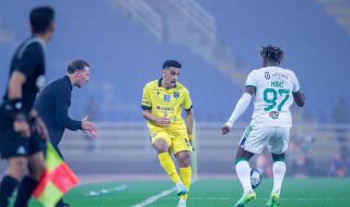 مدرب الأهلي السعودي يطلب ظهيرًا أيمن بالاسم
