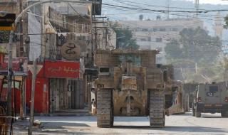  07:07  شهيد فلسطيني برصاص إسرائيلي قرب الخليل - الخليج الان