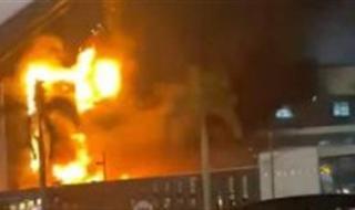 الألعاب النارية تتسبب في حريق بشقة بالتجمع الأول دون إصابات - الخليج الان