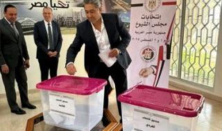 استمرار توافد أبناء الجالية المصرية بسلطنة عمان على السفارة للتصويت في انتخابات مجلس الشيوخ - الخليج الان