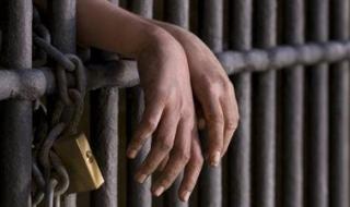 تجديد حبس صيدلانية من الفيوم 15 يوما بتهمة الاتجار في العقاقير المخدرة - الخليج الان