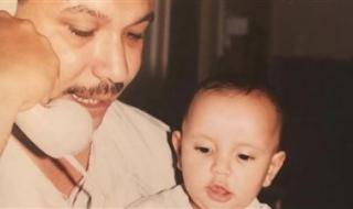 أحمد خالد صالح يرثي والديه بكلمات مؤثرة: لي أم وأب يعادلان وزن الأرض - الخليج الان