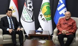 هاني أبوريدة يستقبل وزير الرياضة تنفيذًا لتوجيهات الرئيس السيسي لدعم كرة القدم المصرية - الخليج الان