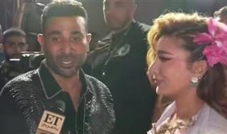 أحمد سعد يقبل يد أصالة قبل حفلها في دبي: صوتها أحلى حاجة في الدنيا - الخليج الان