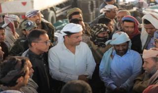 باعوم يتفقد سوق الخضار المركزي بسيئون ويشدد على ضبط الأسعار