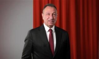 مجلس إدارة الأهلي يجدد الثقة في مديري فروع النادي ويقر عدة قرارات إدارية مهمة - الخليج الان