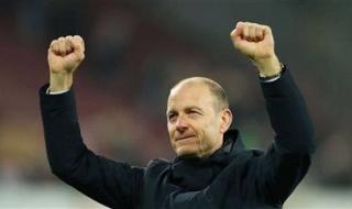 خالد الغندور: انتظار قرار توروب يؤجل رد الأهلي على سيراميكا في ملف أفشة وعمر كمال - الخليج الان