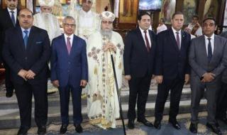 محافظ بني سويف وقيادات المحافظة يشهدون قداس عيد القيامة المجيد بمطرانية ببا - الخليج الان