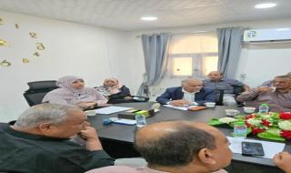 الجهاز المركزي للإحصاء يناقش مع اللجان المجتمعية حصر وتسجيل النازحين في عدن