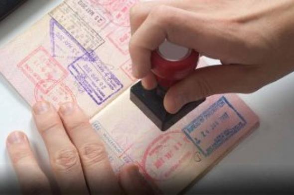 وزارة الداخلية تكشف حقيقة ترحيل هذه الجنسية من الإمارات